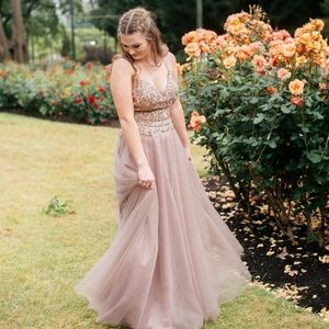 Meet your Posher, Alana